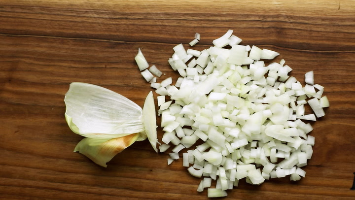 DEHYDRATED WHITE ONION